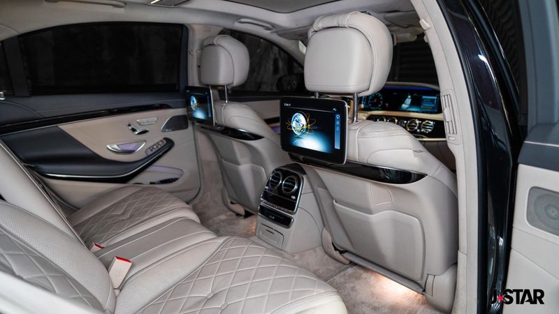 2019 Mercedes Benz S 560 photo 19