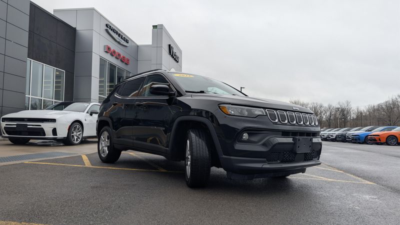 Used 2022 Jeep Compass LatitudeImage 3