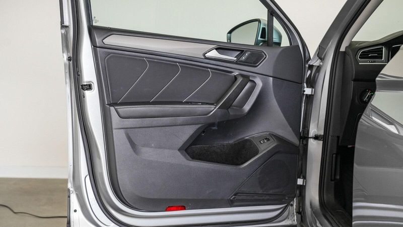 2022 Volkswagen Tiguan 2.0T SEImage 20