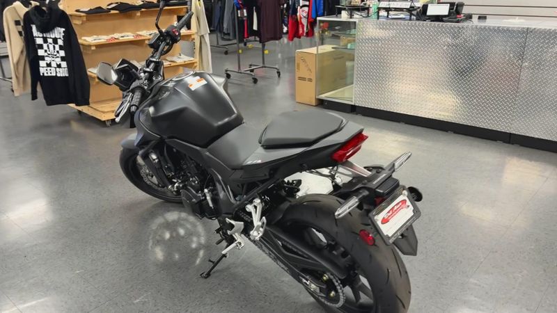 New 2025 Honda CB750 HORNET Image 3