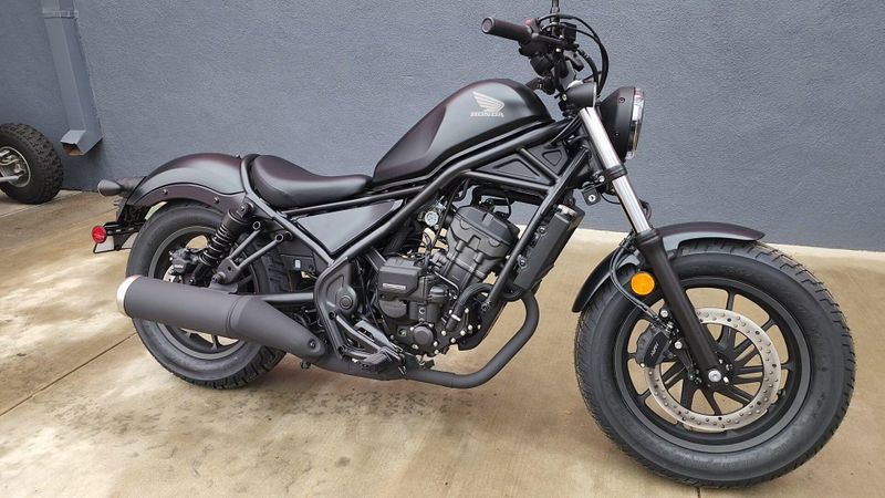 New 2026 Honda REBEL 300 E-CLUTCH Image 5