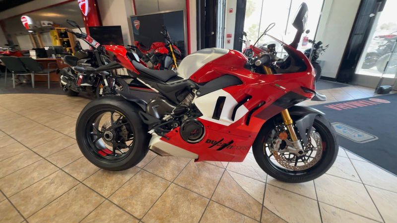 Used 2023 Ducati PANIGALE V4 R Image 9