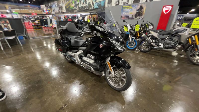 Used 2019 Honda GOLDWING TOUR DCT Image 2