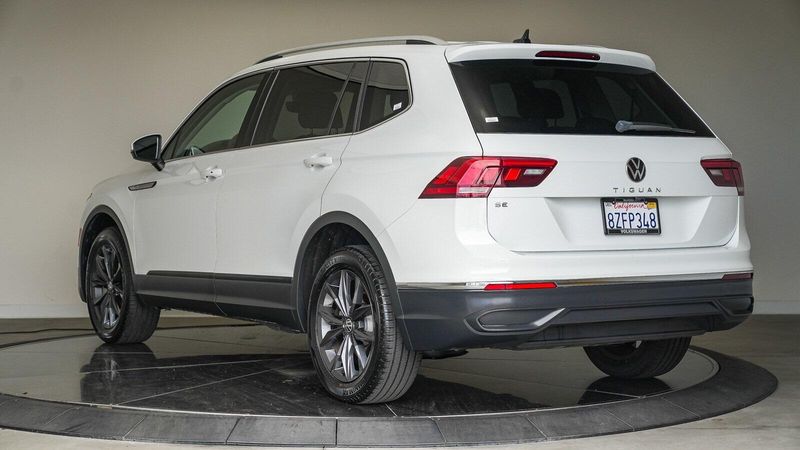 2022 Volkswagen Tiguan 2.0T SEImage 2