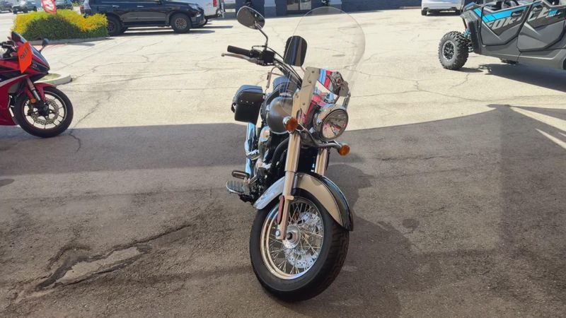 New 2026 Kawasaki VULCAN 900 CLASSIC LT Image 7