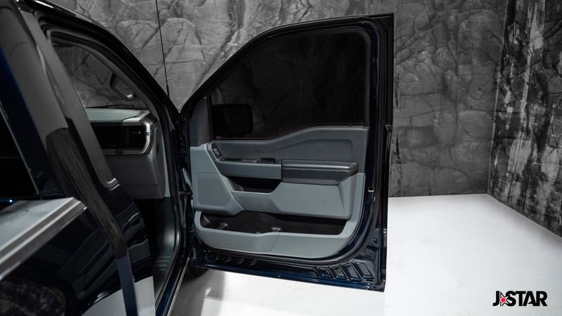 2022 Ford F-150 XLT photo 8