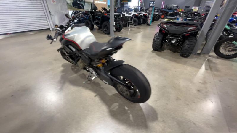 Used 2022 Ducati STREETFIGHTER V4 SP Image 6