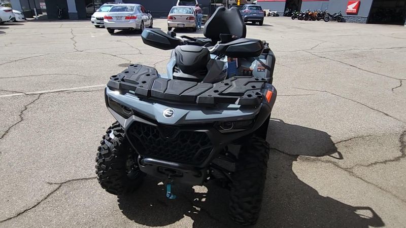 New 2025 CFMOTO CFORCE 800 TOURING Image 4