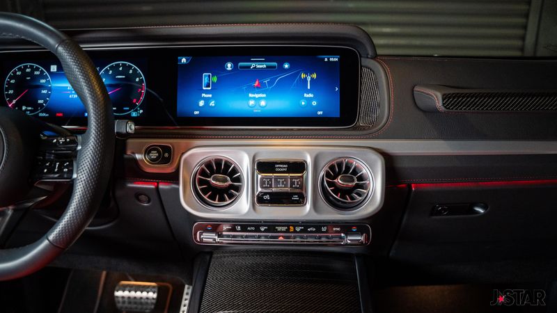2025 Mercedes Benz G 550 photo 6