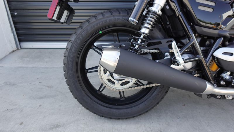 New 2025 Triumph Speed Twin 900 Base 