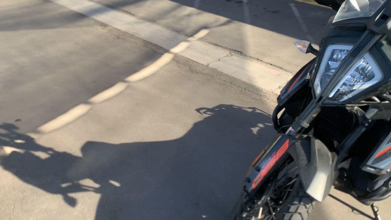 Used 2022 KTM Adventure 890 Image 4