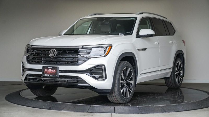 2025 Volkswagen Atlas 2.0T SEL Premium R-LineImage 1