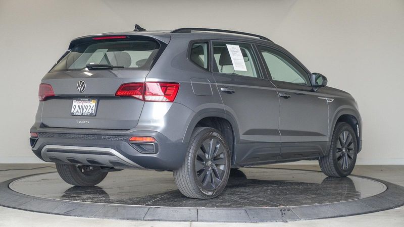 Used 2023 Volkswagen Taos 1.5T SImage 4