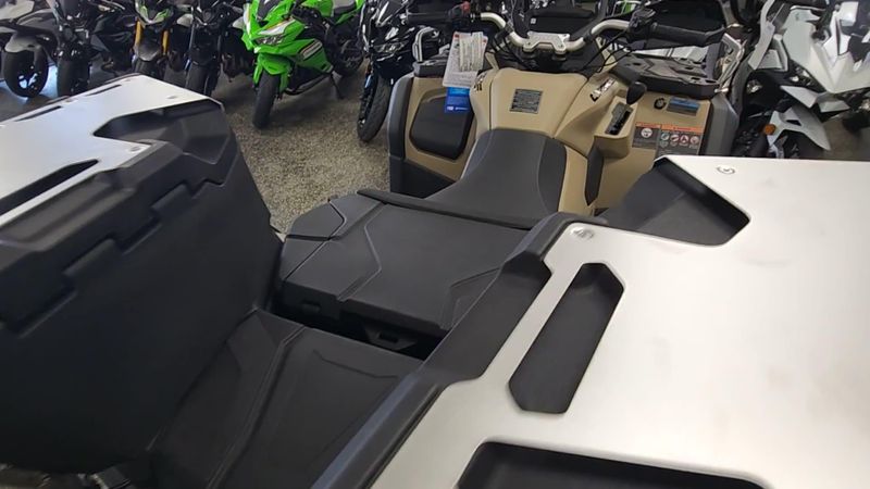 New 2025 CFMOTO CFORCE 1000 OVERLAND Image 8
