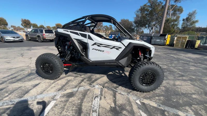 New 2026 Polaris RZR PRO R ULTIMATE Image 9