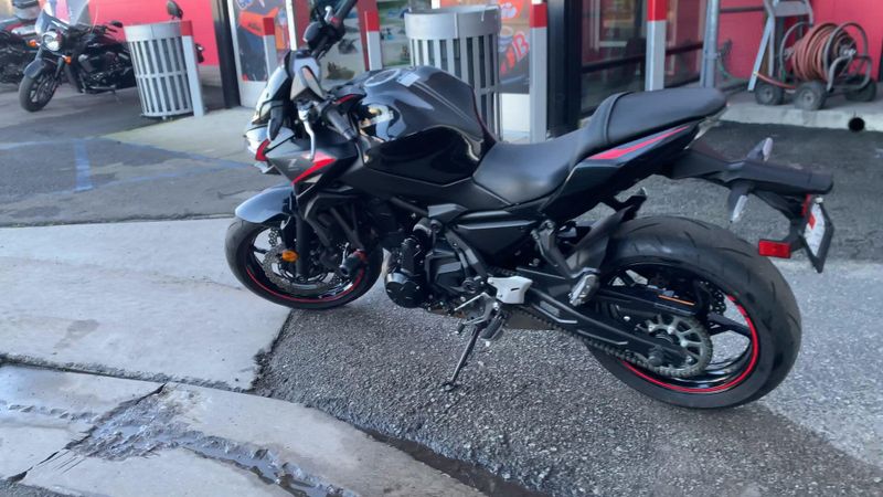 Used 2023 Kawasaki Z650 Base Image 6