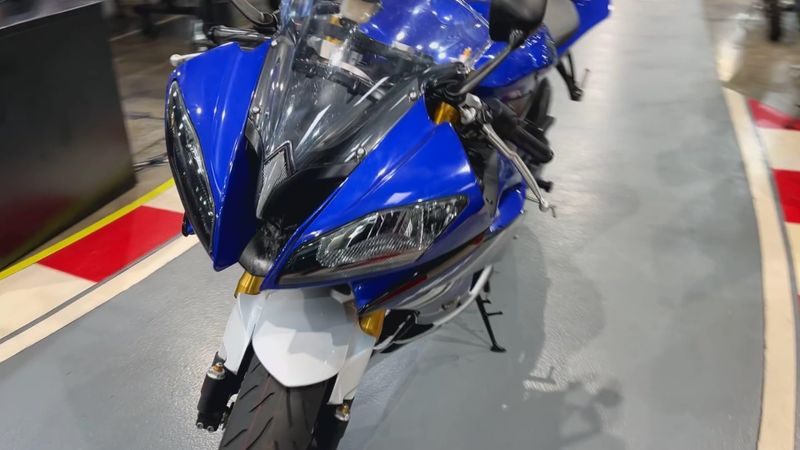 Used 2013 Yamaha YZFR6 Image 7