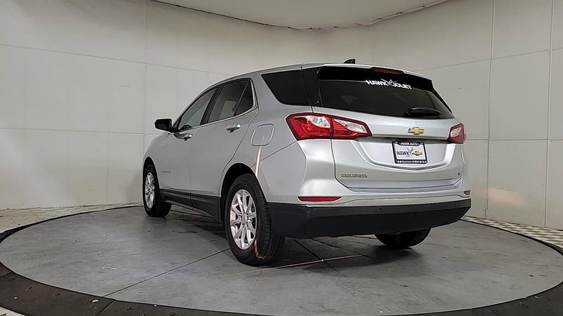2021 Chevrolet Equinox LT photo 5