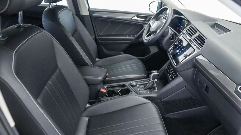 2022 Volkswagen Tiguan 2.0T SEImage 15