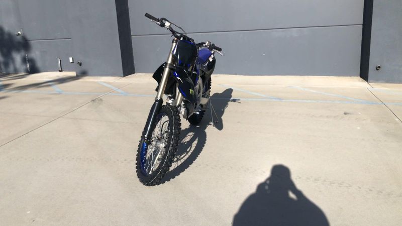 New 2027 Yamaha YZ450F Image 8
