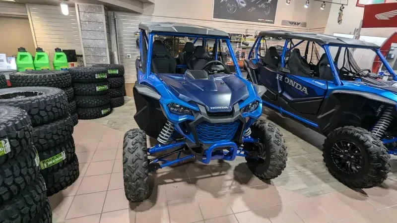 2025 Honda TALON 1000R4 FOX LIVE VALVE MATTE NAVY BLUE Image 2