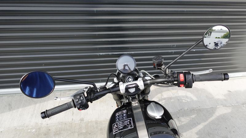New 2025 Triumph Scrambler 1200 X 