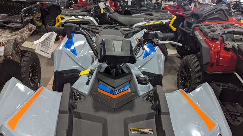 2024 Polaris SCRAMBLER 850  STORM GRAY AND RADAR BLUEImage 2