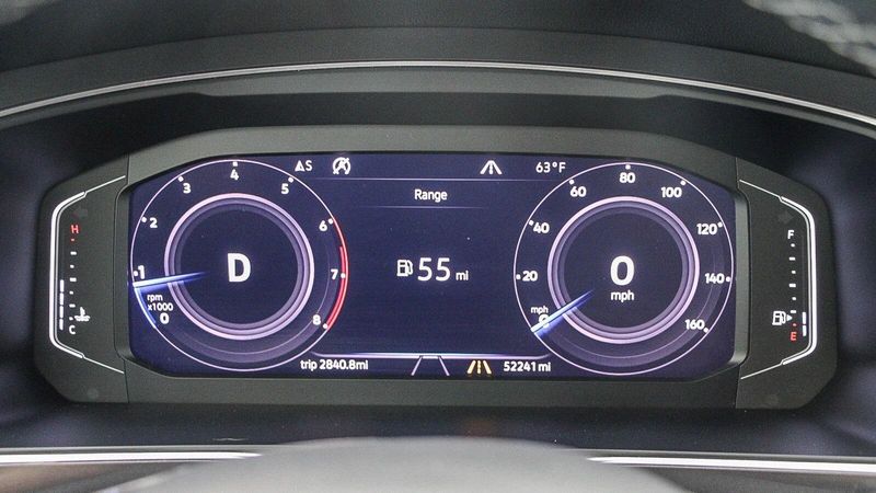 2019 Volkswagen Tiguan 2.0T SEL Premium R-LineImage 24