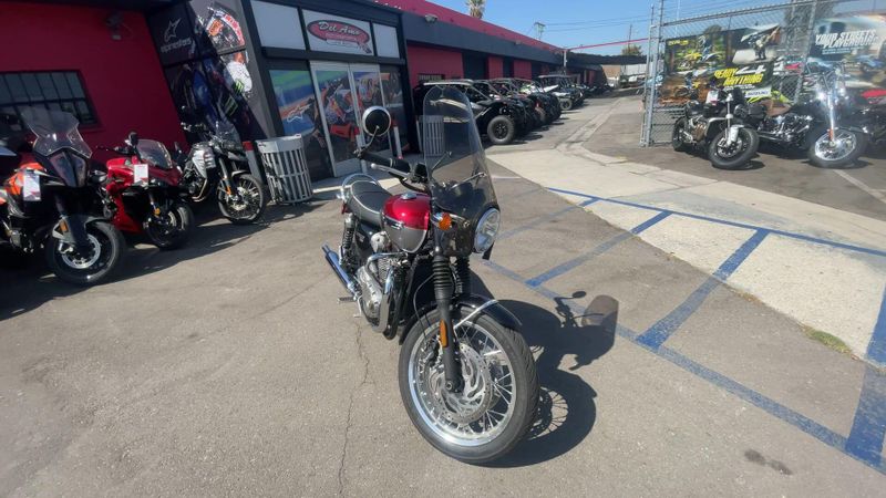 Used 2023 Triumph Bonneville T120 Image 6