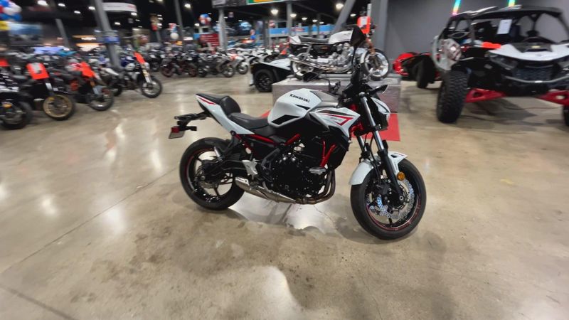 2022 Kawasaki Z650 ABS Image 9