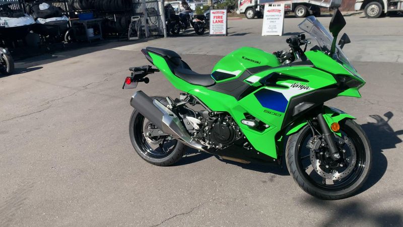 New 2026 Kawasaki NINJA 500 SE ABS Image 2