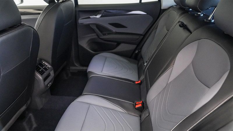 New 2025 Volkswagen Tiguan 2.0T SEImage 18