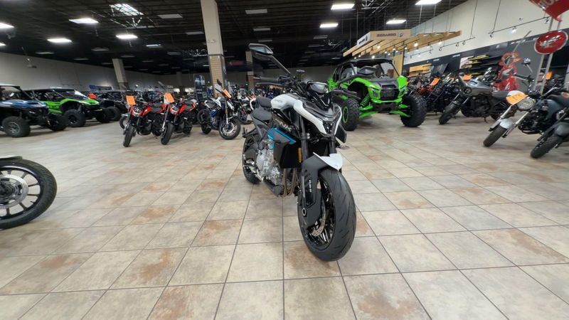 New 2026 CFMOTO 675NK Image 3