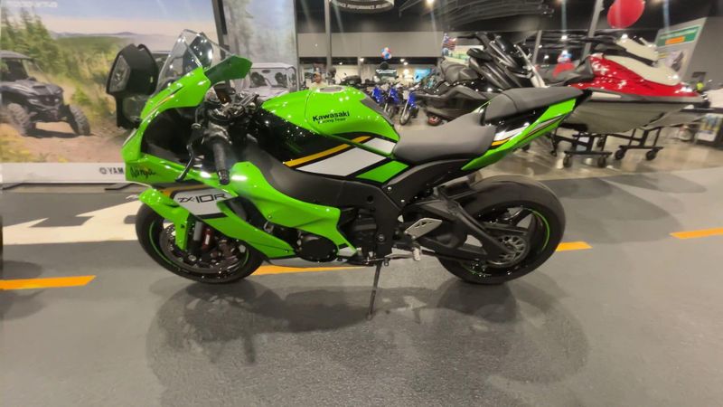 Used 2025 Kawasaki NINJA ZX 10R ABS KRT EDITION Image 5