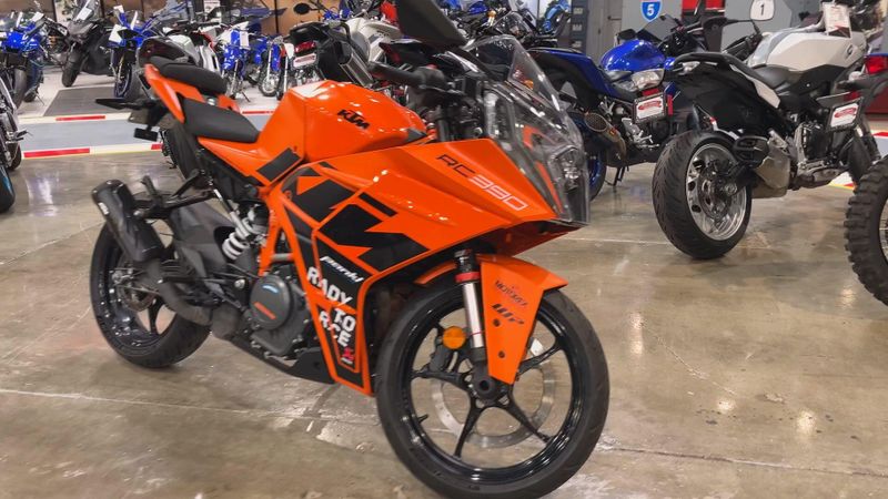 Used 2023 KTM RC 390 Image 6