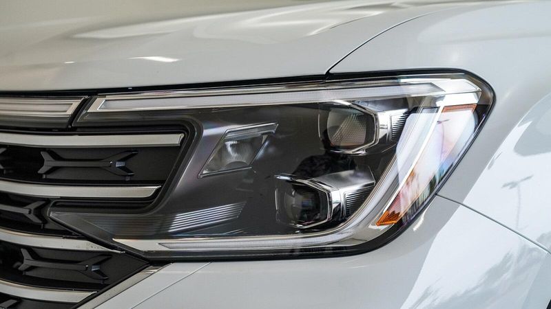New 2025 Volkswagen Atlas 2.0T SE w/TechnologyImage 7