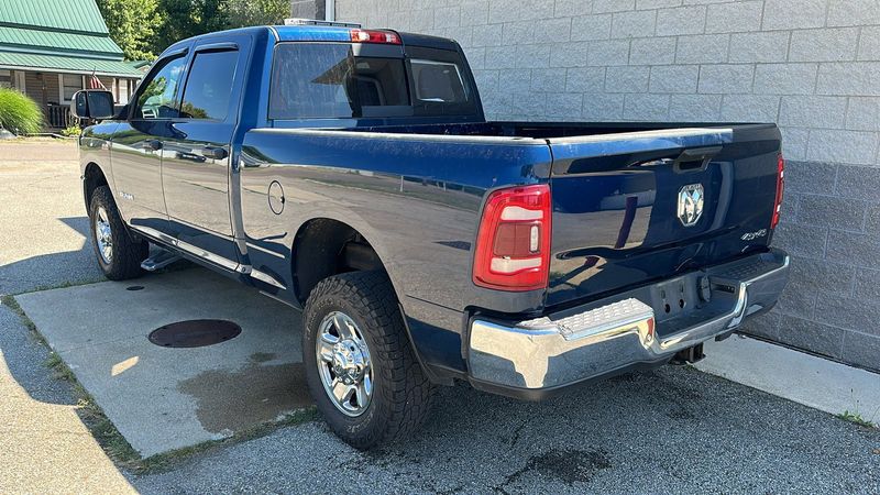 2021 RAM 2500 TradesmanImage 3