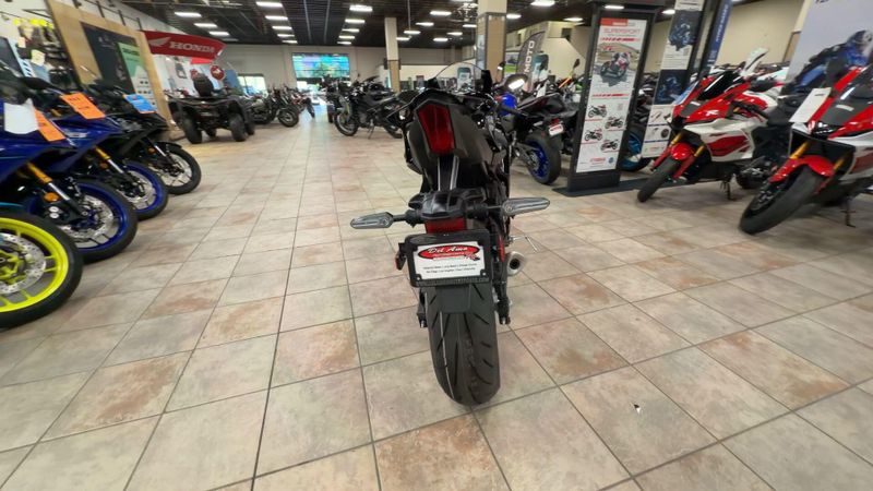 New 2026 Yamaha YZF-R7 Image 8