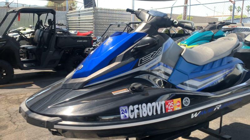 2020 Yamaha EX SPORT- BLACK/AZURE BLUE Image 5