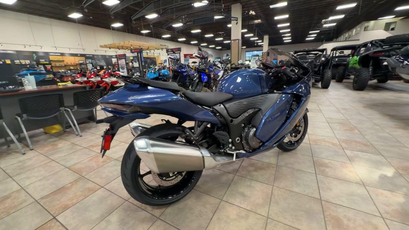 New 2027 Suzuki Hayabusa Image 9
