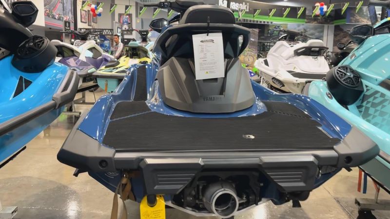 New 2025 Yamaha VX CRUISER HO Image 2