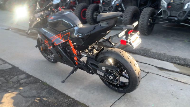 New 2026 KTM 990 RC R Image 7