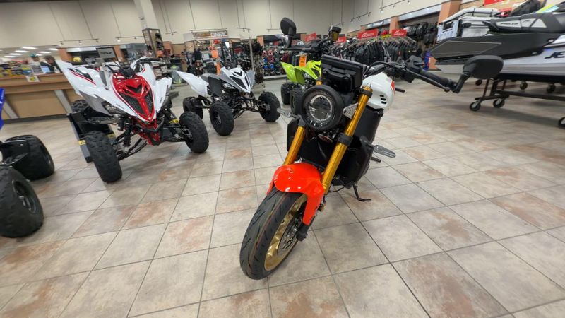 New 2026 Yamaha XSR900 Image 4