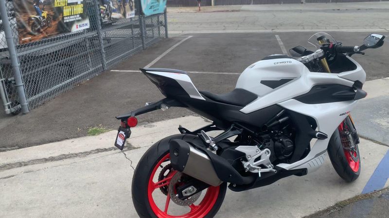 New 2025 CFMOTO 450SS Image 4