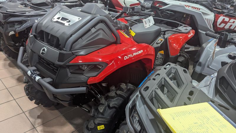 2025 Can-Am OUTLANDER XMR 700 LEGION REDImage 4