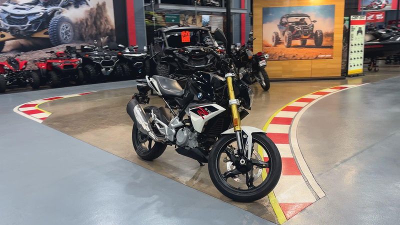 Used 2018 BMW G 310 R Image 2