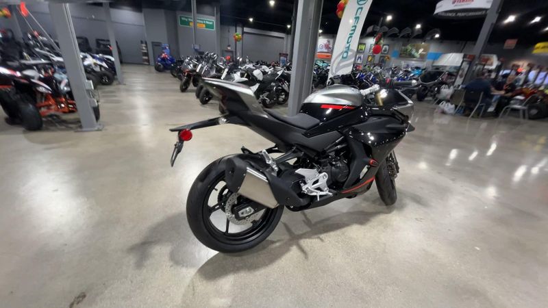 2025 CFMOTO 450SS Image 8