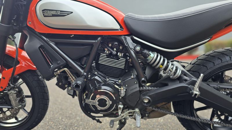 Used 2019 Ducati SCRAMBLER ICON 