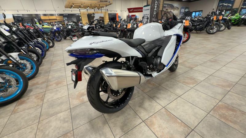 New 2026 Suzuki Hayabusa Image 9