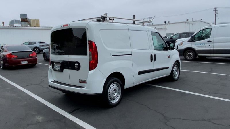 Used 2022 RAM ProMaster City Cargo Van BaseImage 9